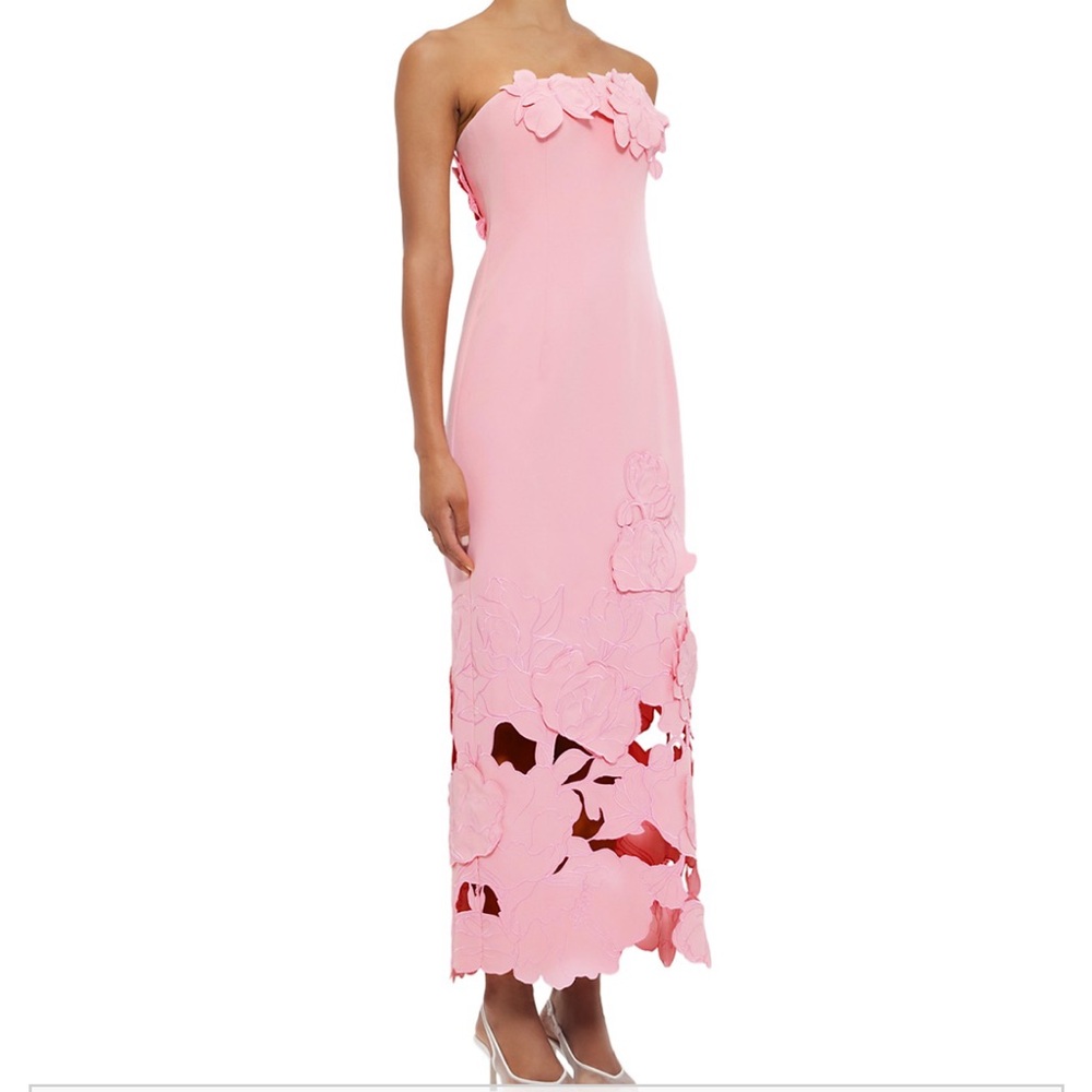 Elegant Strapless Pink Dress with Floral Accents
